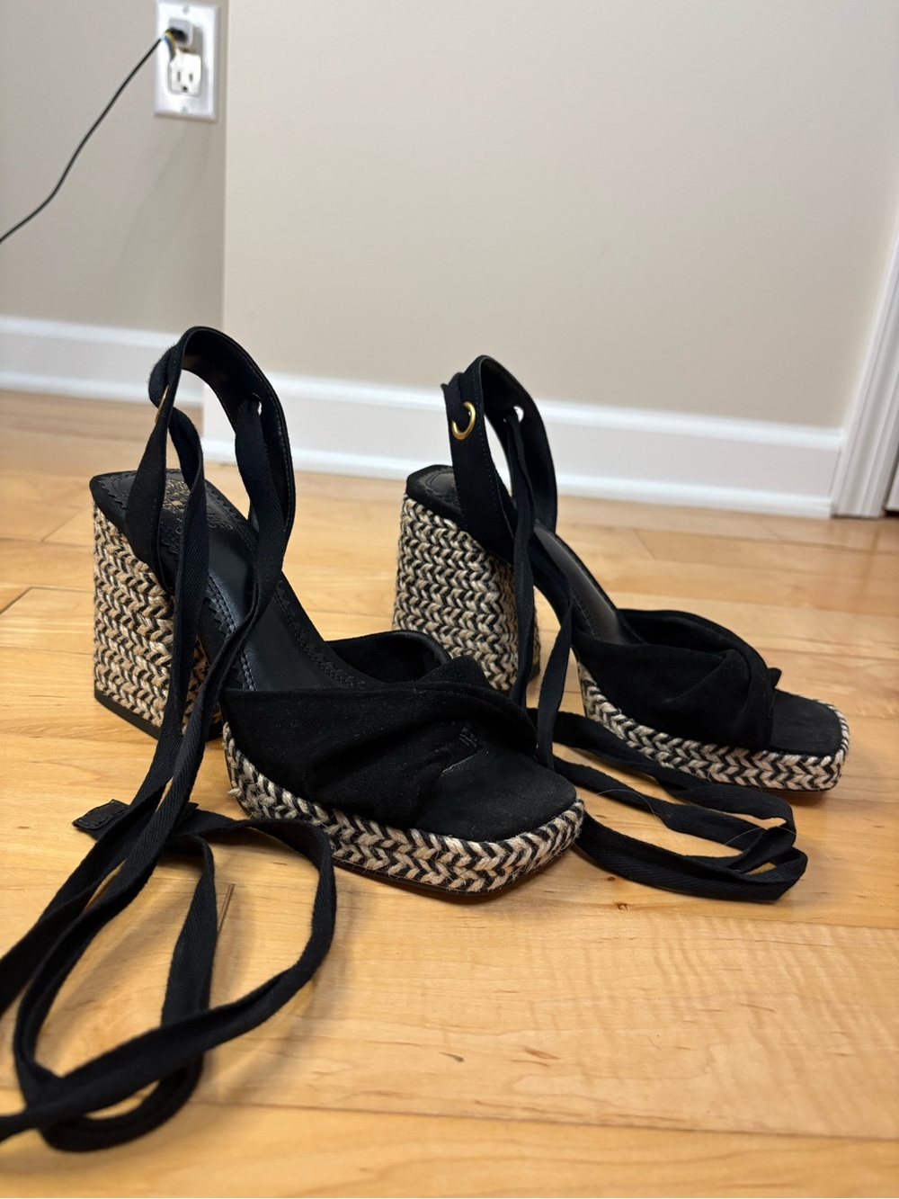 Vince Camuto Paddge Black Suede Wrap Espadrille Block Heel Sandals